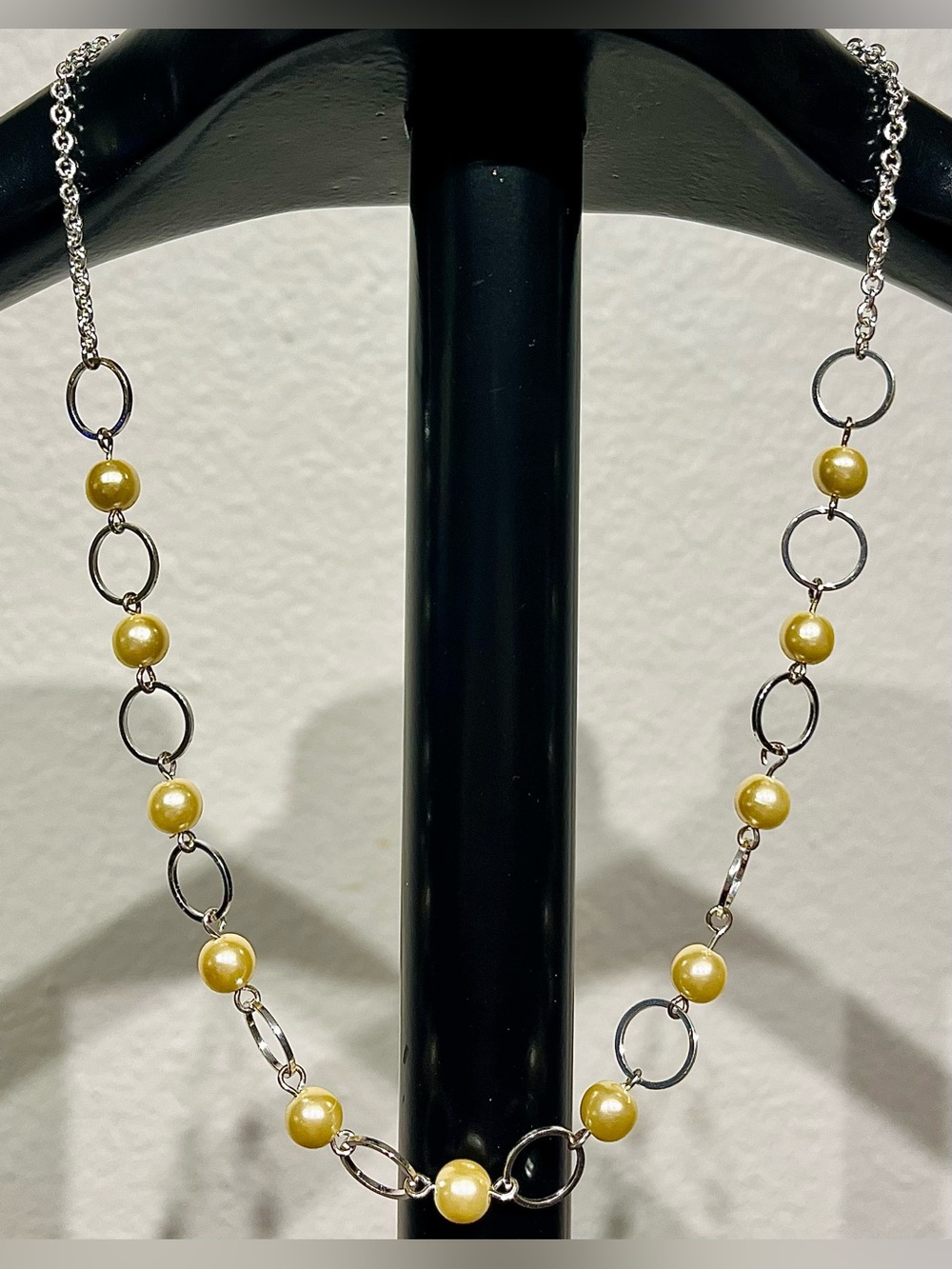 Vintage SHB Silver Tone and Pale Yellow Pearl Link Necklace